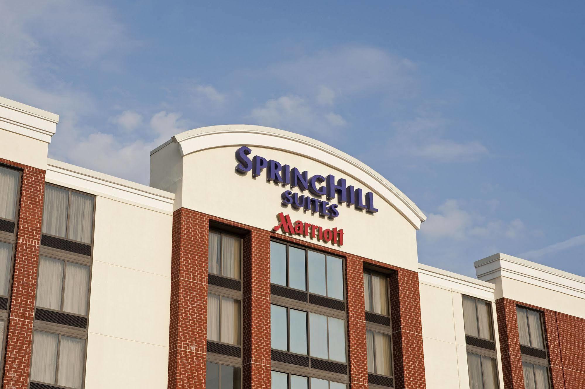 Springhill Suites By Marriott Chicago Naperville Warrenville Exterior photo